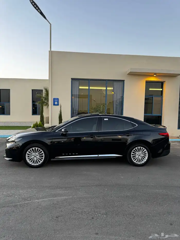 كامري 2025 LE اسود سعودي 6