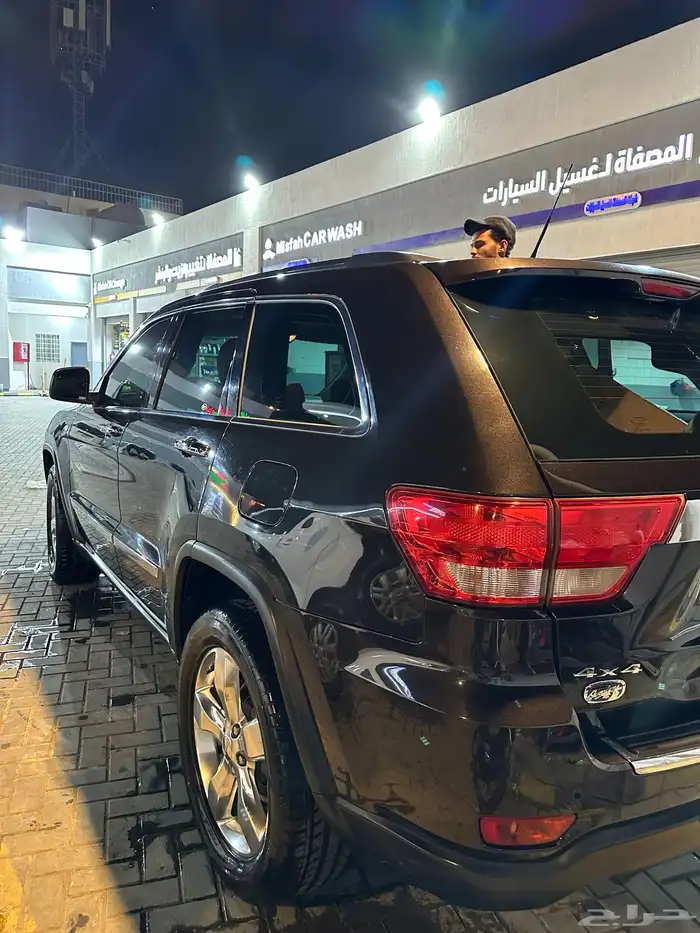 جيب جراند شيروكي اوفرلاند 2013 v8 5.7 للبيع 19