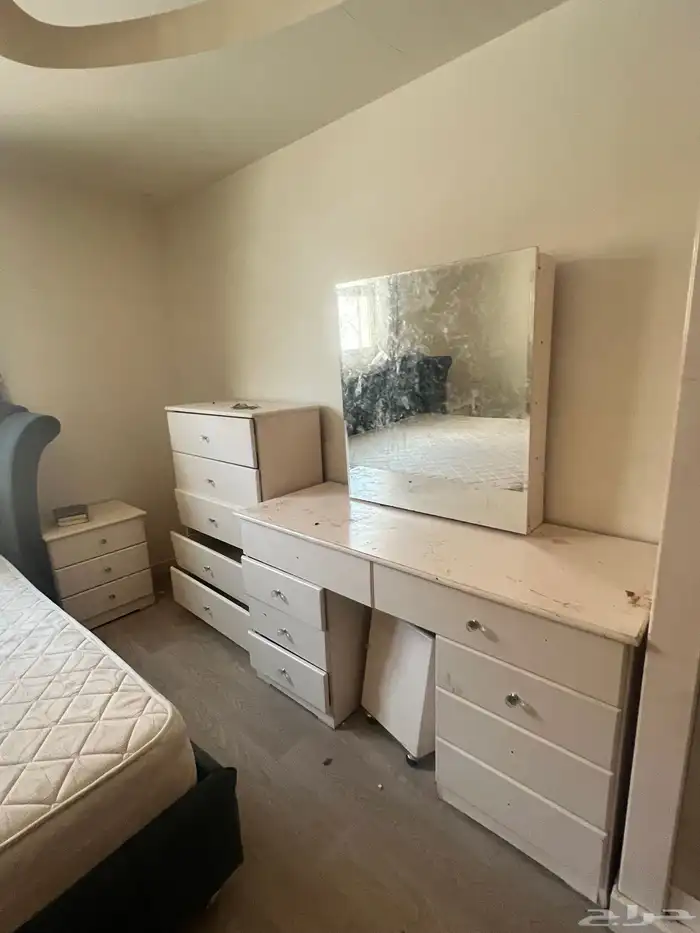 غرفة نوم ودواليب ومطبخ ومجلس ارضي 2