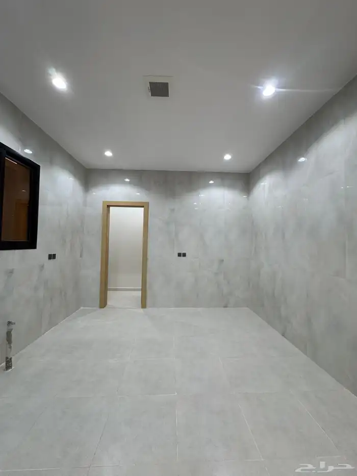 للبيع فيلا درج داخلي بالمجمعة 3