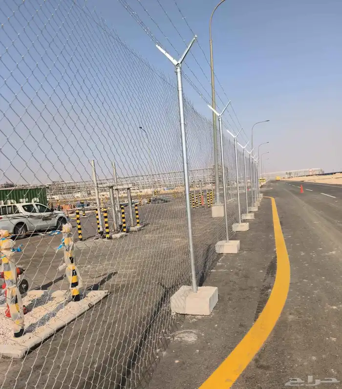 تركيب شبك سياج 1