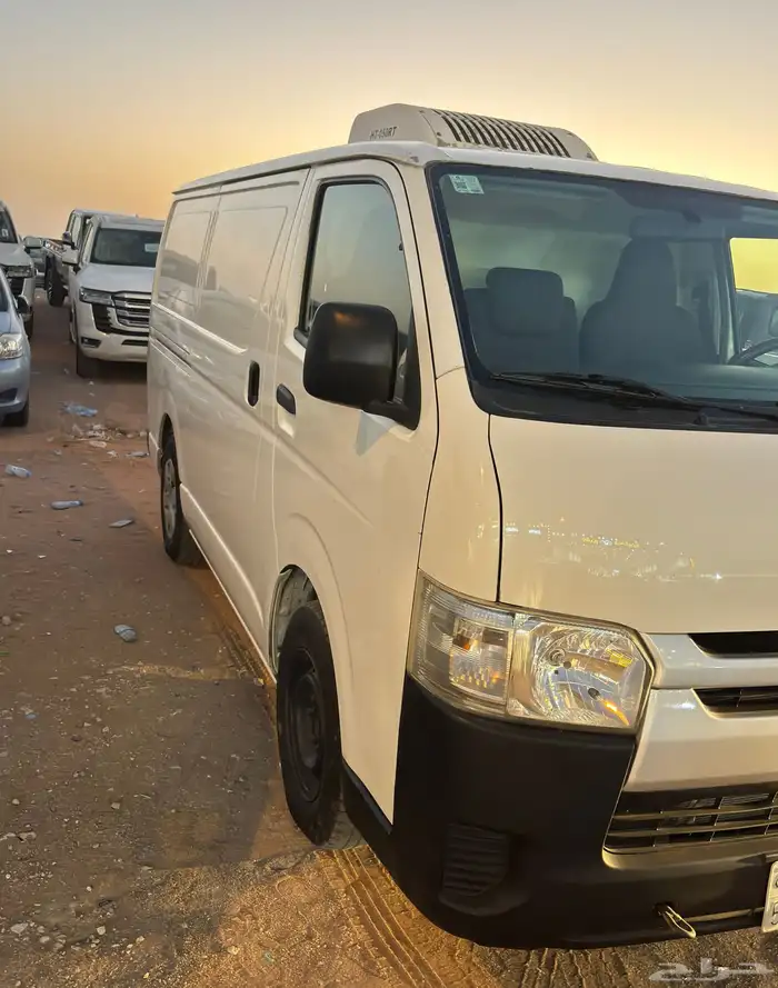 تايوتا باص هايس 2014 فان ثلاجه بنزين 0