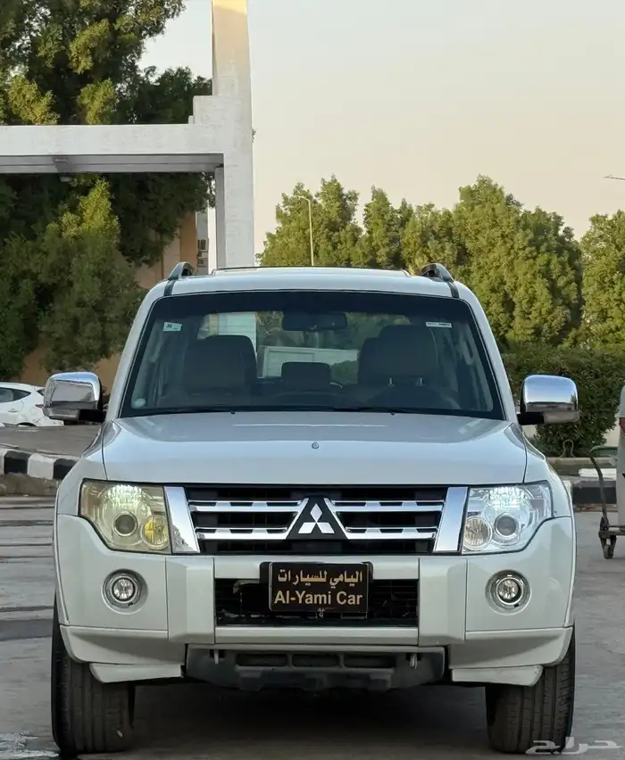 ميتسوبيشي باجيرو 2014 فل كامل 0