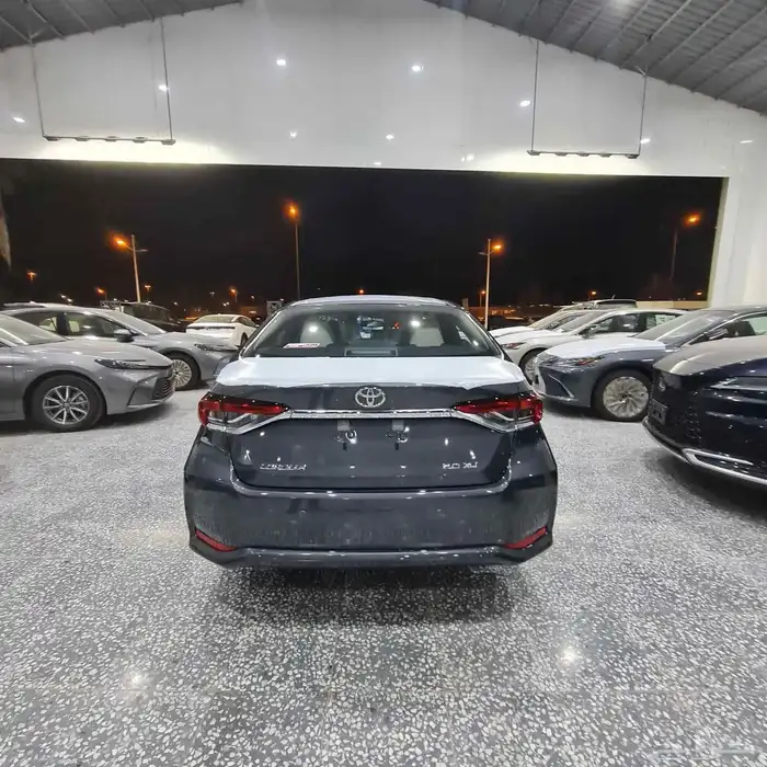 تويوتا كوورلا جميع الفئات والألوان 2025 3