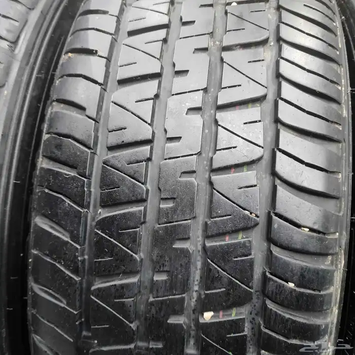 جنوط جيب موديل جديد مع كفرات دنلوب نظيفه مره مقاس 20 5