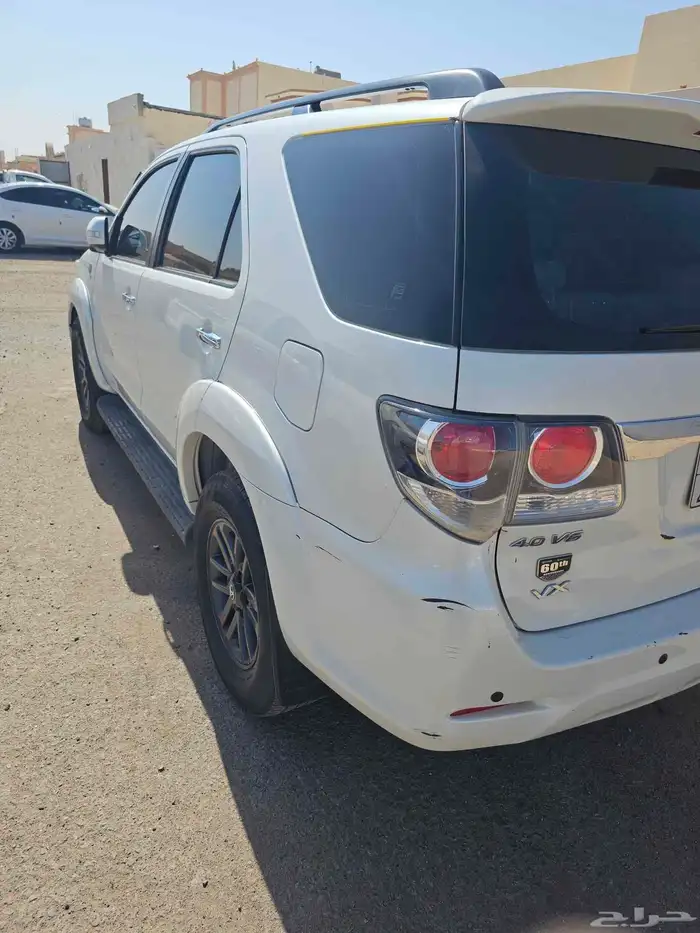 بيع فورتشنر 4