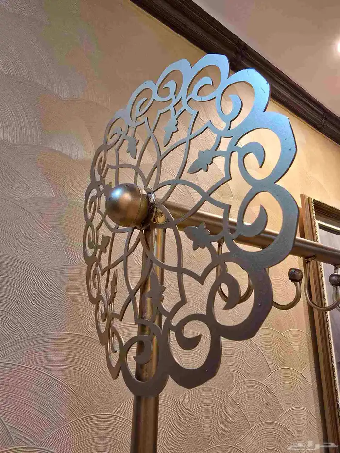 معلاق عبايات 1