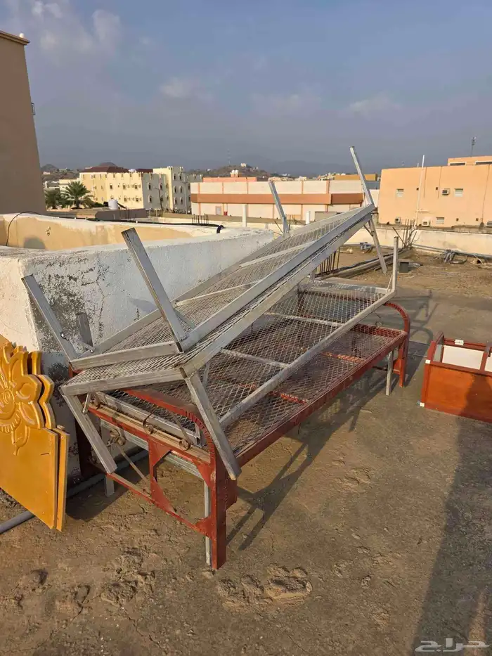 كراسي ودولاب للبيع 0