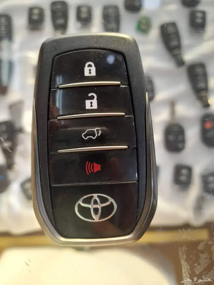 نسخ وبرمجة المفاتيح البصمة والعادي فتح شقق وخزنات تصليح ريمو 3