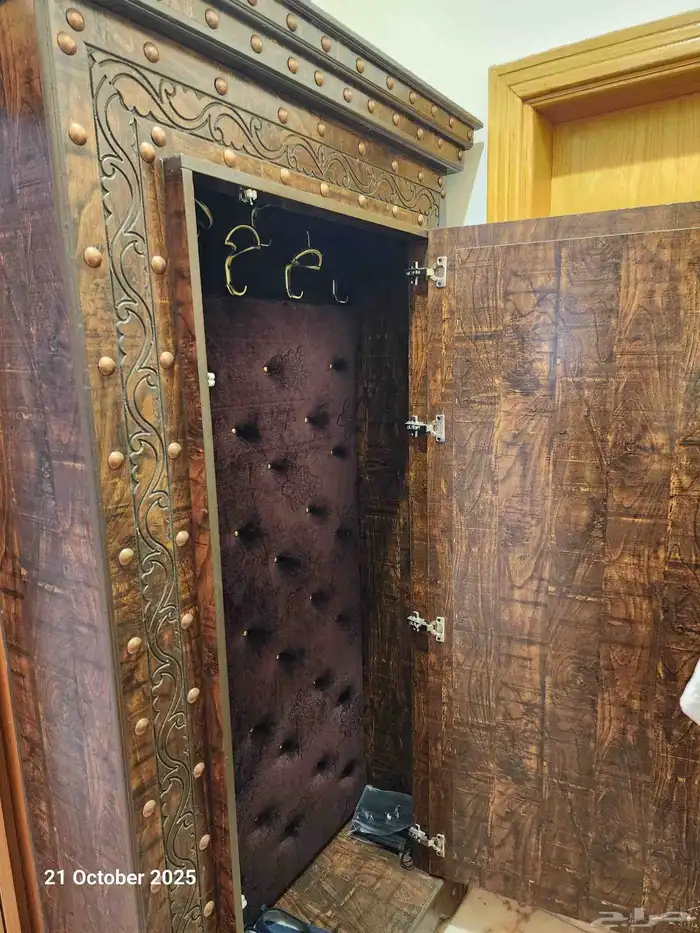 دولاب خشبي دولاب عبايات تحفة فنية 0