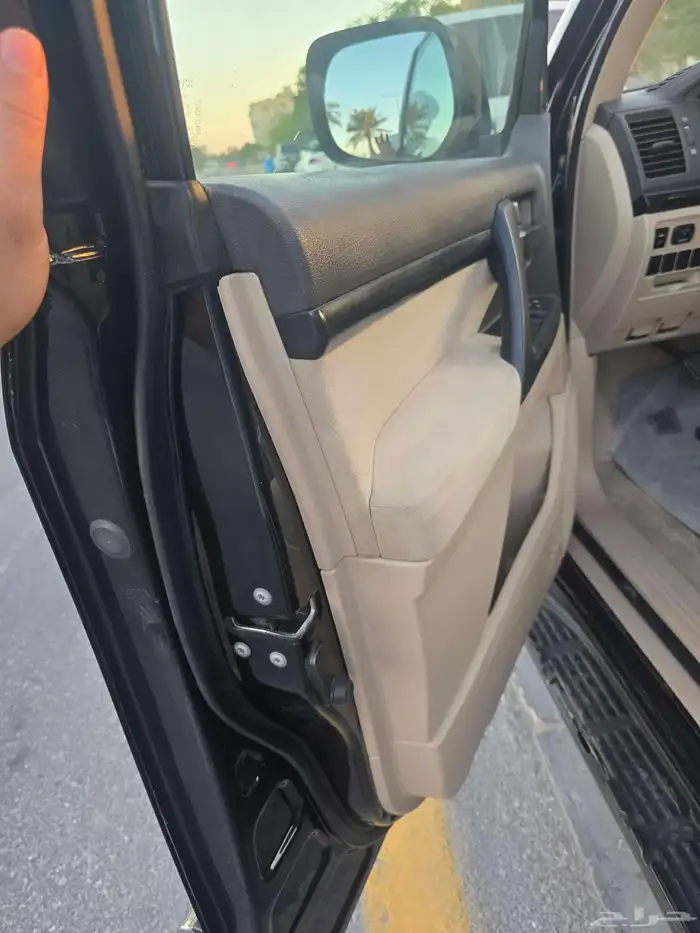 لاندكروزر 2015 14