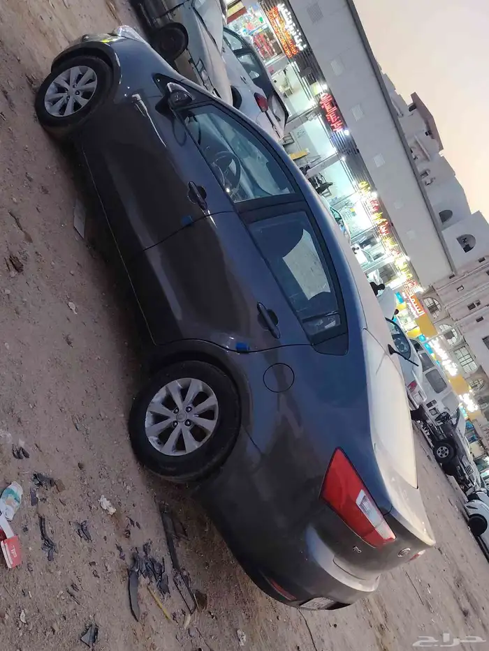 للبيع كيا ريو 2013 4