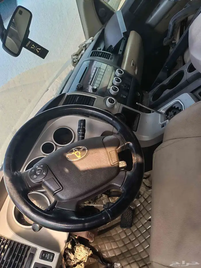 يوجد قطع غيار اسكويا 5