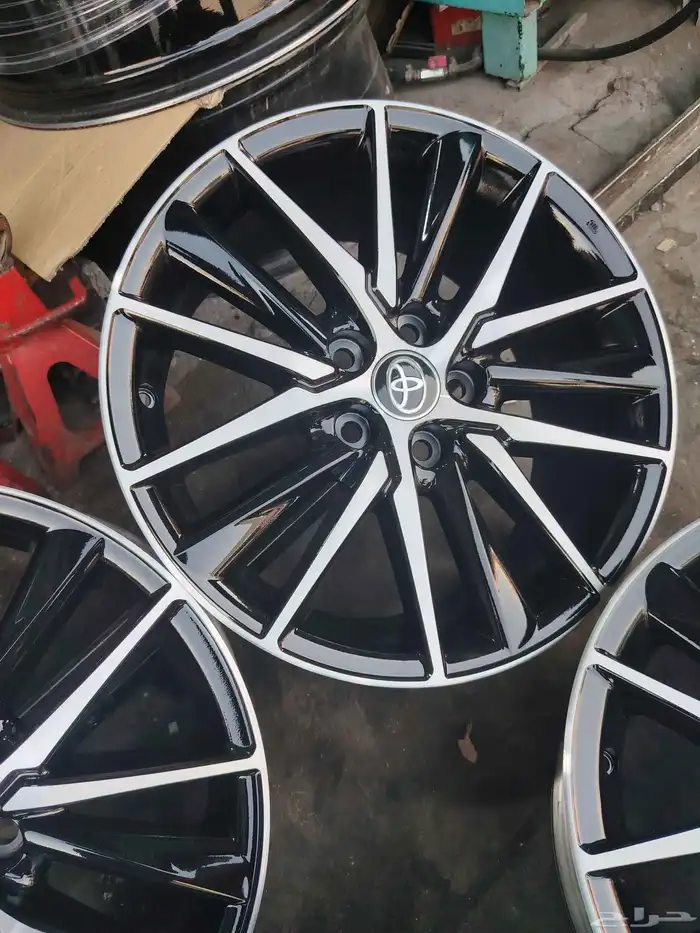 جنوط تويوتا كامري هيبرد موديل 2022اصلي وكاله 3