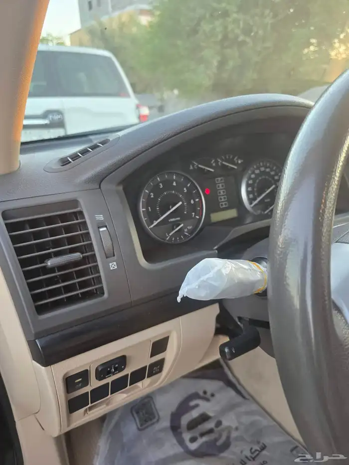 لاندكروزر 2015 15