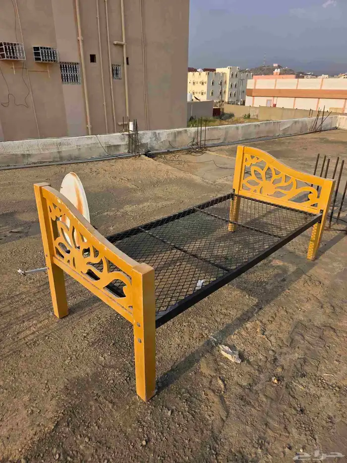 كراسي ودولاب للبيع 1