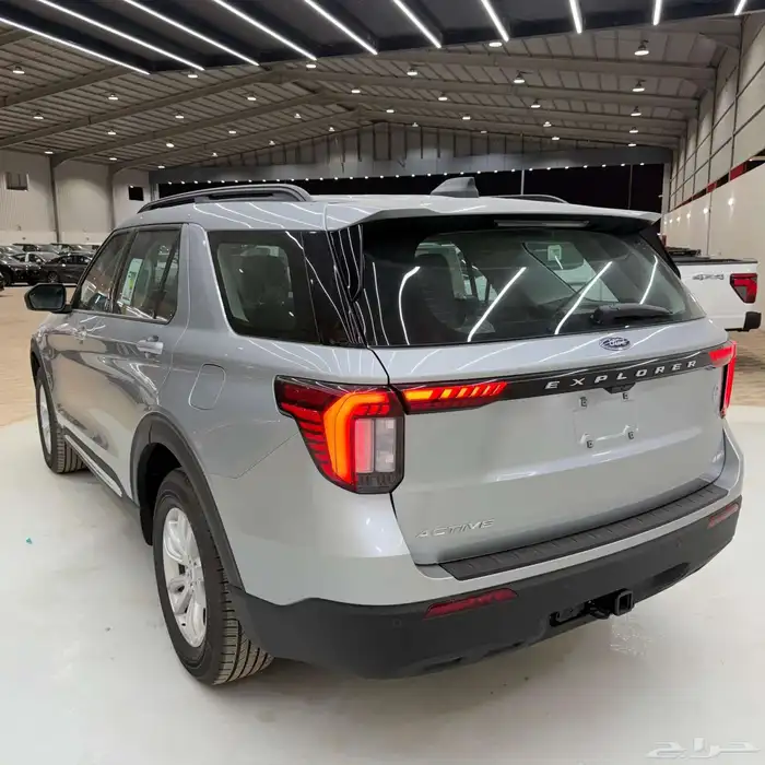 فورد اكسبلورر استندر 2025 2