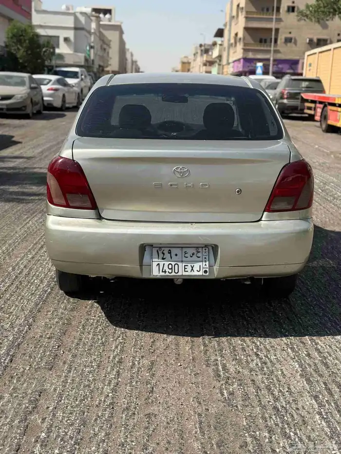 تويوتا ايكو 2002 نضيف جير عادي 6