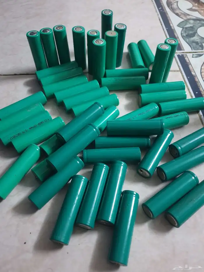 بطاريات ليثيوم قابلة لأعادة الشحن3.7 فولت (18650)1500Ahامبير 7