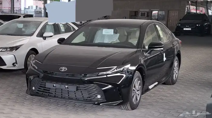 كامري E بنزين اسود 2025 0