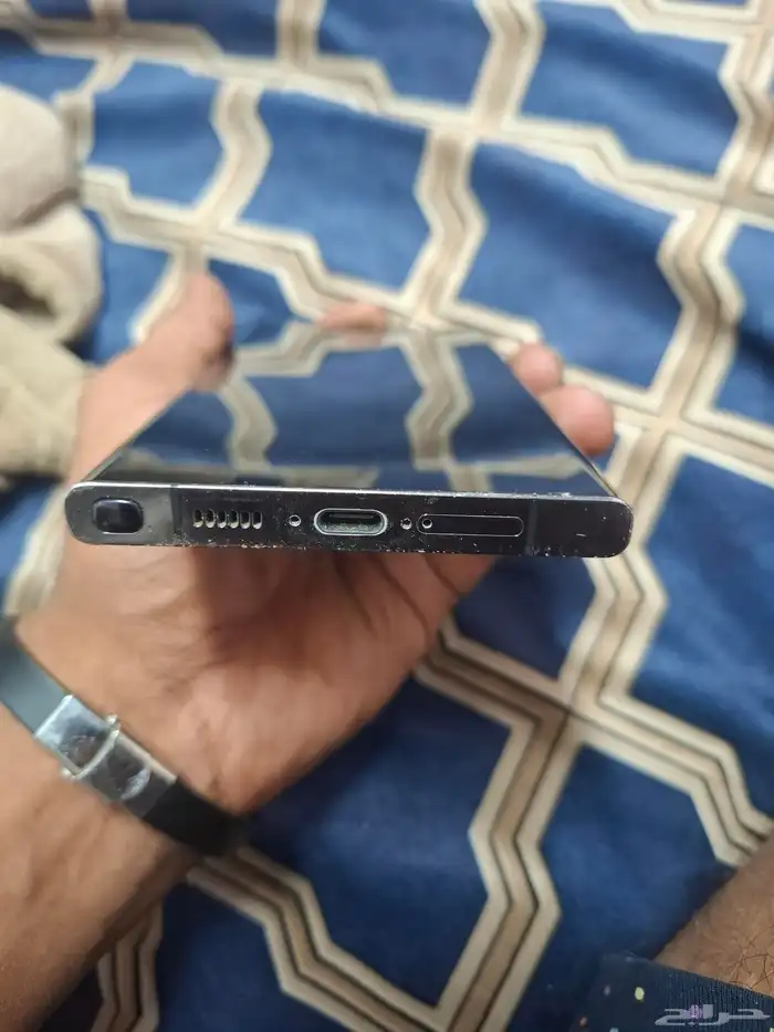 سبب البيع معي اخذ جوال جديد .. 3