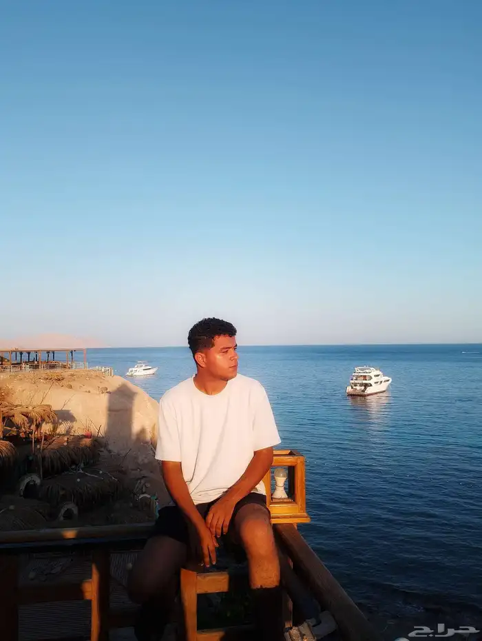 فني كاميرات مراقبه خبره اكثر من خمس سنوات مصري عندي 22سنة 0