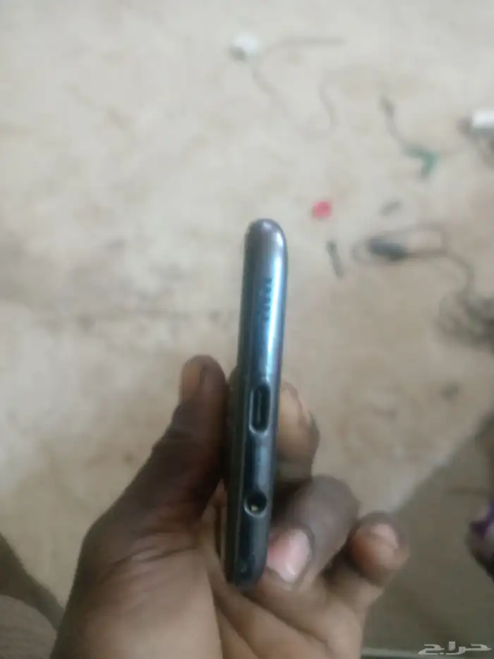 جوال A51 نضيف شاشه اصليه وليست تجارية بسعر 280 ريال 2