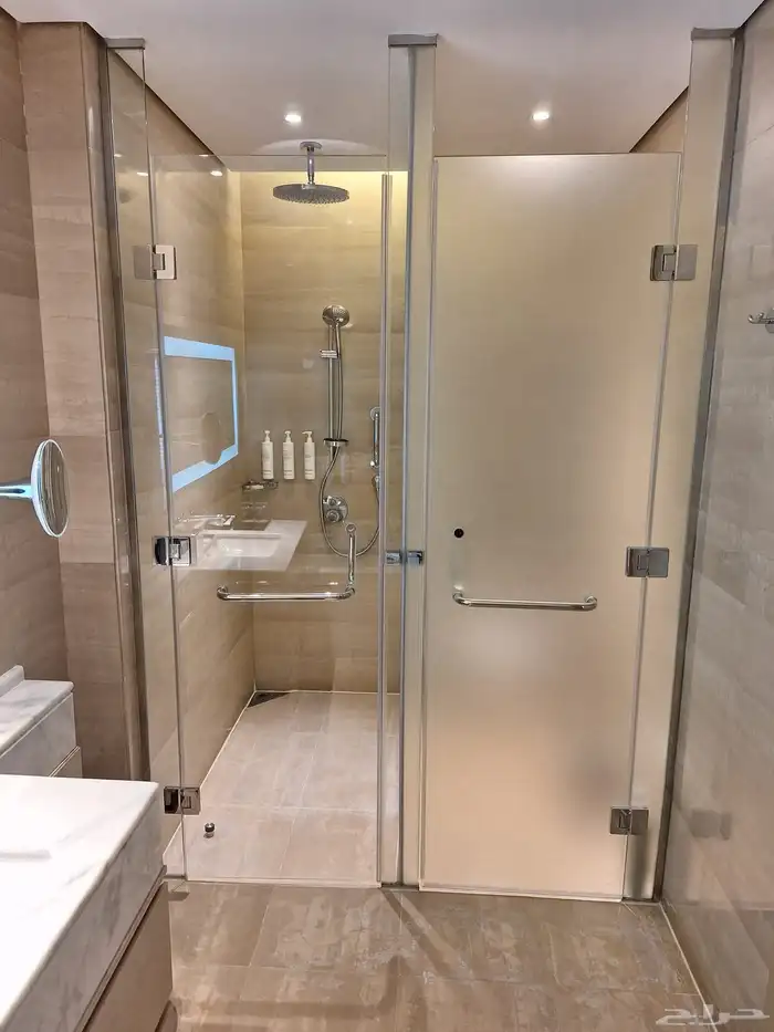 زجاج سيكوريت جده زجاج طربزين جده زجاج مرايات جده 3