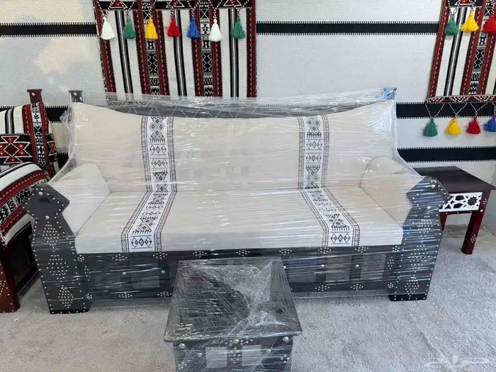 محل للخيام والمضلات 42