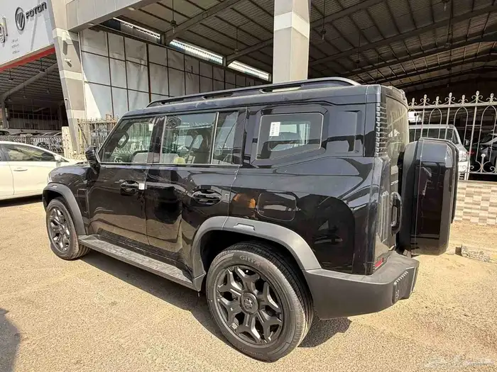 جيتور تي 2 لكجري 2026 اسود ورمادي وبني واسمنتي 7