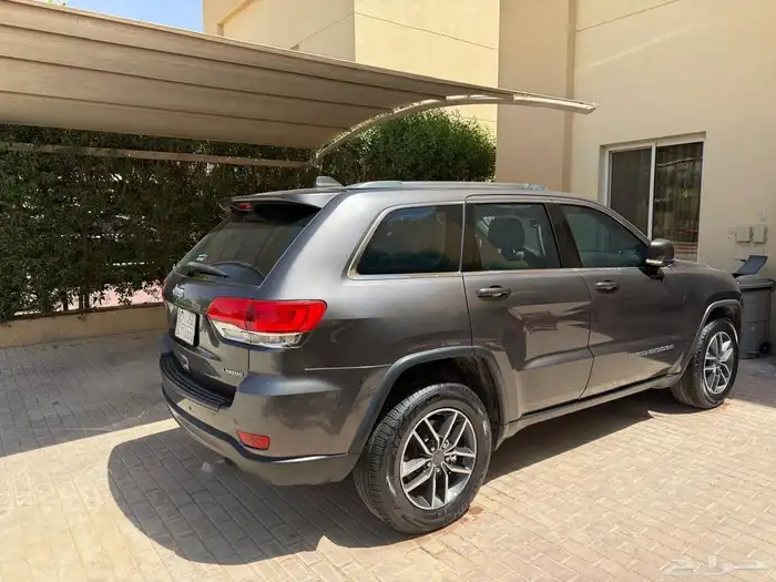 Jeep Grand Cherokee Laredo 2019 6