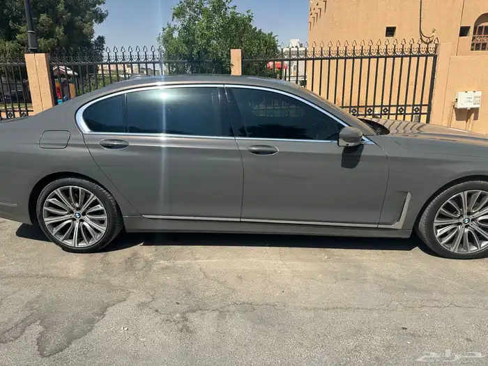 بي ام دبلو 2022 6