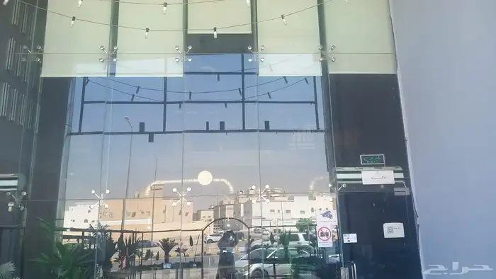 تظليل عازل حراري لوجهات المحلات والكافيهات 4