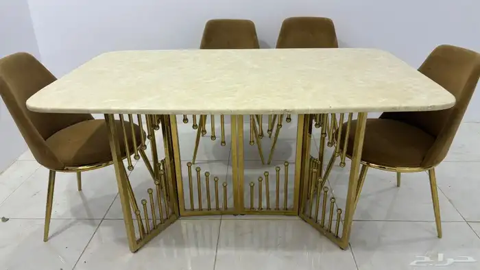 طاولة طعام للبيع 3