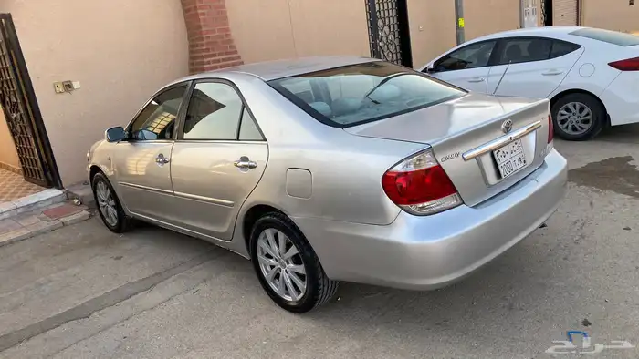 كامري للبيع 2005 2