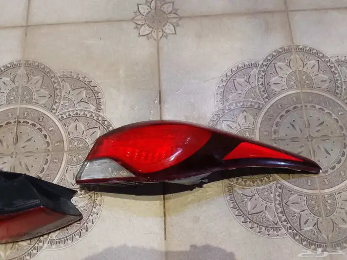 اصطبات النترا خلفيه 2013 للبيع 1