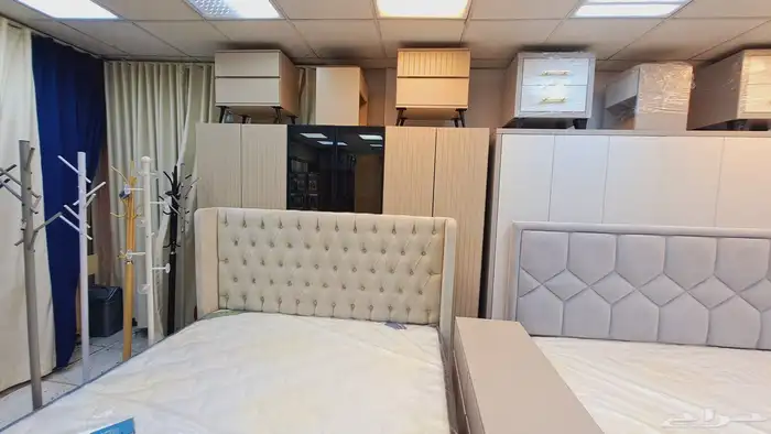 في حصم 40 100 عورفه سرير مراتب طبيه طاولات كرسي بطانيا 0
