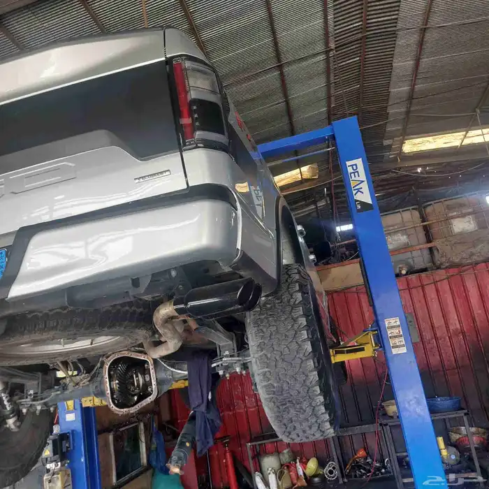 يتوفر عندنا كورونات وجيرات فورد اف 150 2