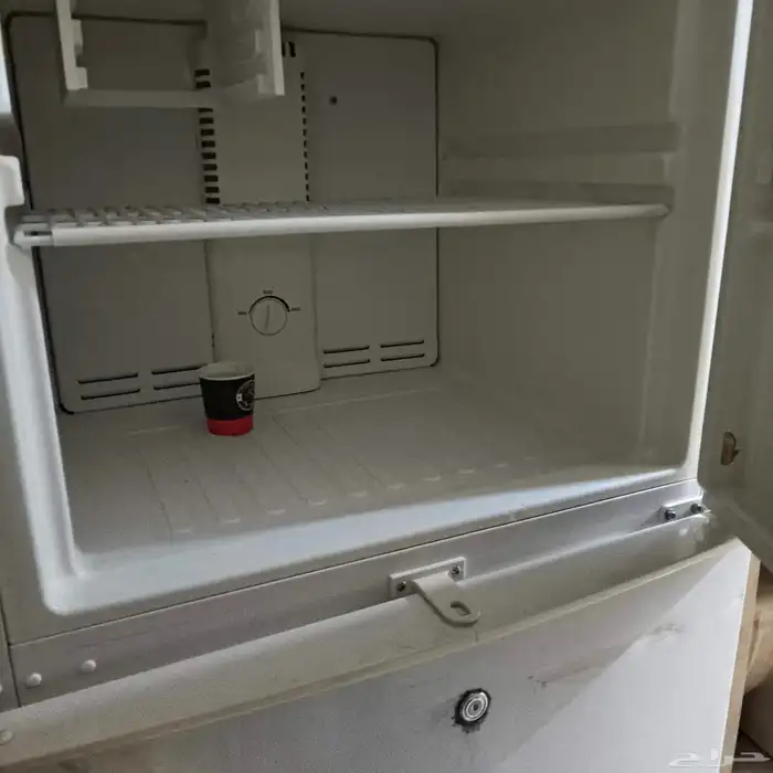 ثلاجه مستعمله نظيفه وممتازه للبيع 0