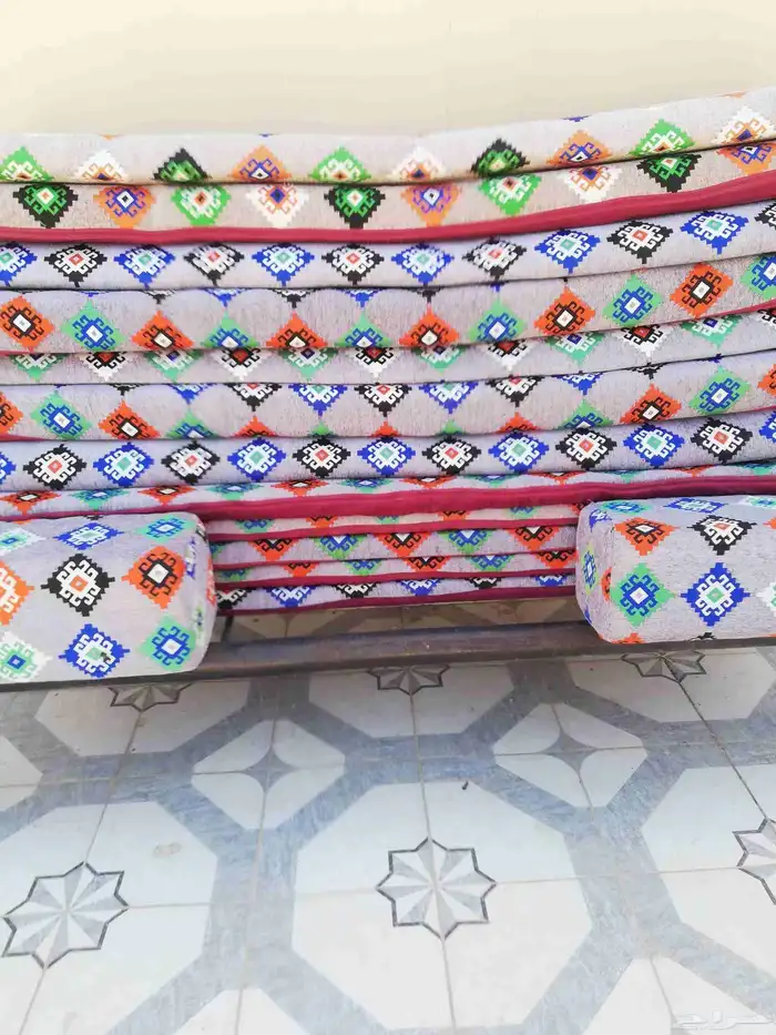 السلام عليكم ورحمة الله وبركاته مجموعة أغراض للبيع. 1