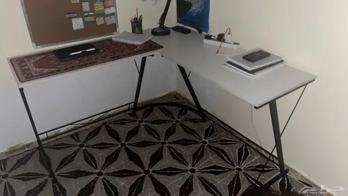 طاولة L 1