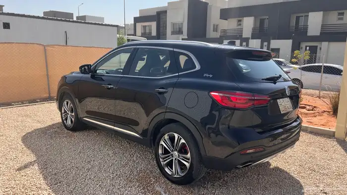 MG HS 2020. (2000 cc ) 1