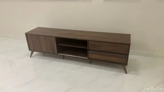 طاولة شاشه 2