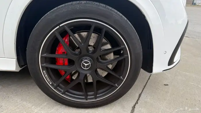 للبيع مرسيدس GLE53 موديل 2025شبه اصفار بسعر خرافي وارد كندا 4