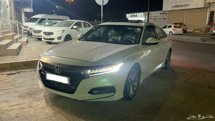 هوندا اكورد 2018 فل كامل 2.0 تون تيربو 8