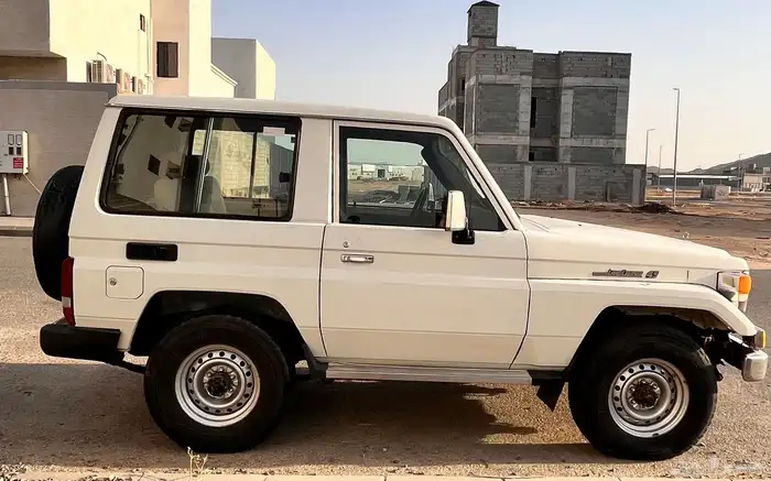 للبيع جيب ربع 2