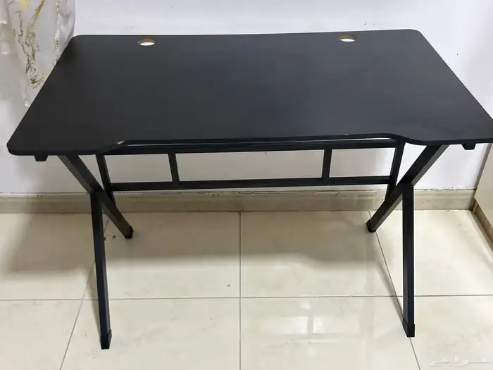 طاولة قيمنق صغيره 0