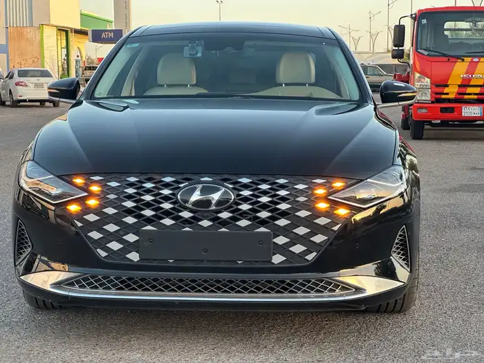 ازيرا 2020 بنزين فل كامل 4