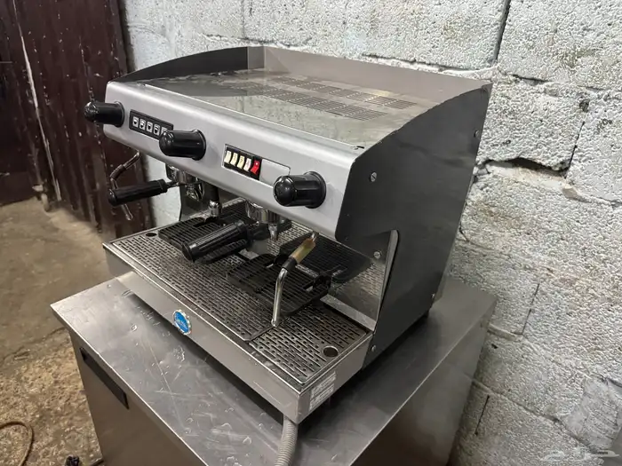 مكينة قهوة ايطالي 2