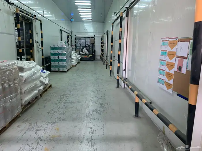 ثلاجة تبريد وتجميد للايجار غرف وطبليات 8